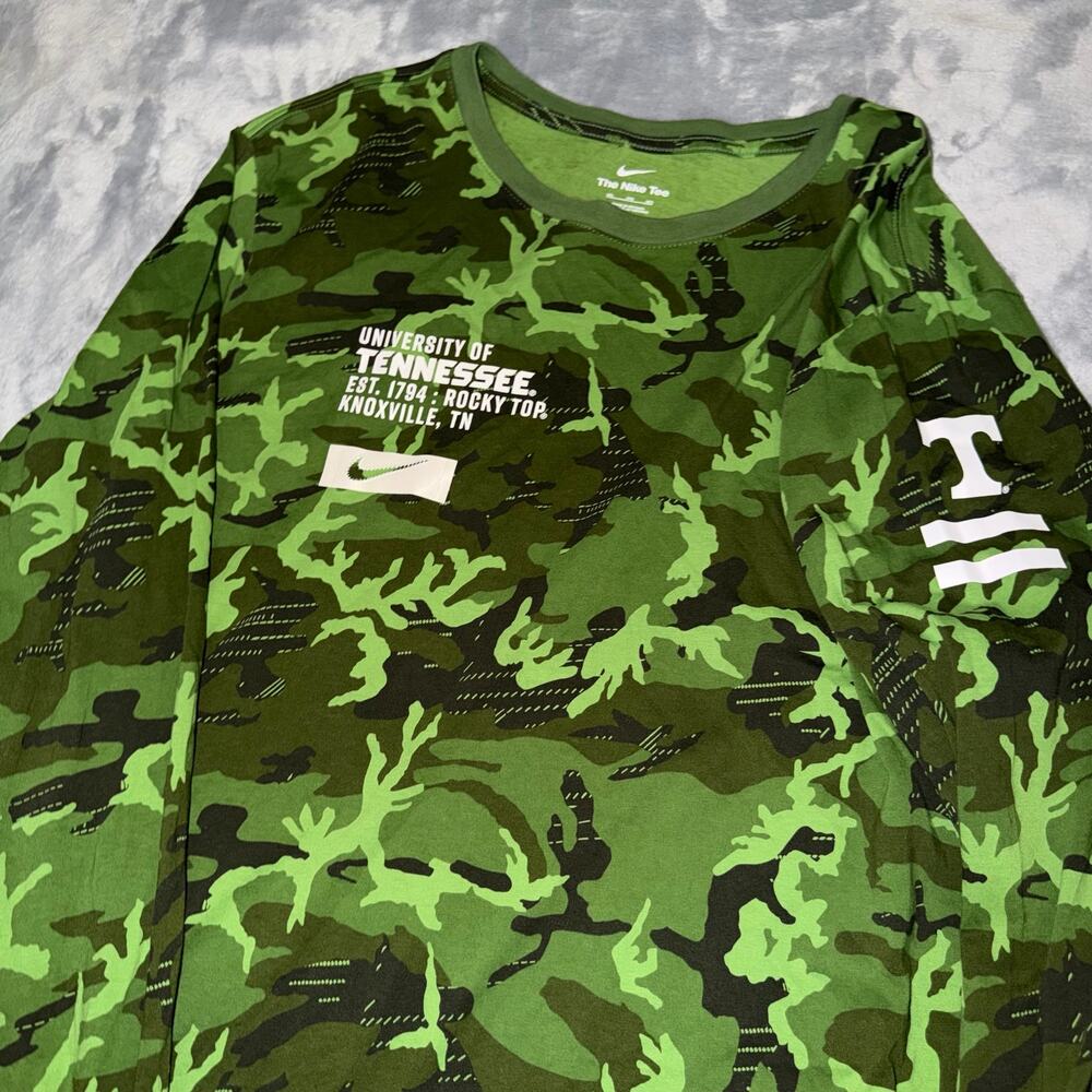 Nike University of Tennessee Camo Long Sleeve Shirt Men’s 3XL Rocky Top